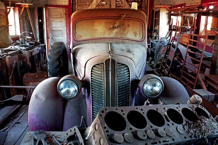 Palouse truck, Palouse wheat field, Palouse, 1937 Dodge pickup, Palouse barn, Jeff King Photography, Palouse wheat farm